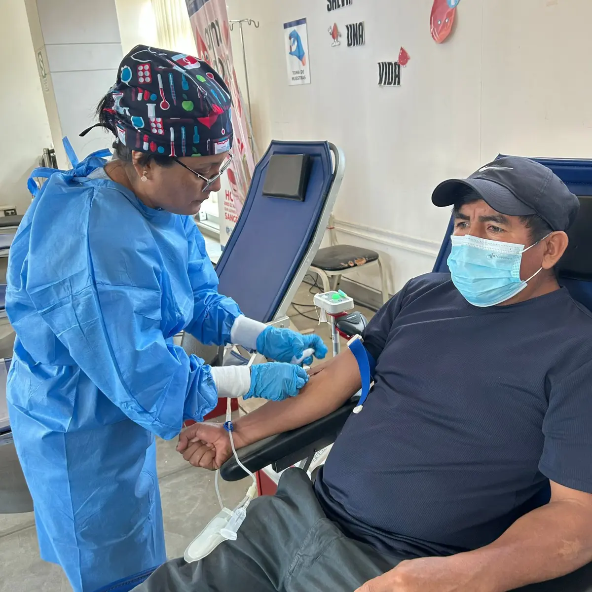 Procedimiento realizado por personal del Banco de Sangre HRL